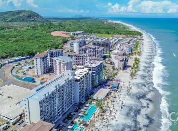 Apartamento de 2 habitaciones, Chame · Precio Reducido! Apartamento Frente Al Mar en Venta en Playa Caracol, Punta Chame