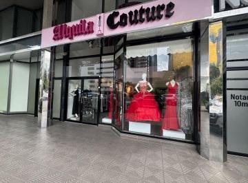 Local comercial · 261m² · 1 Recámara · 1 Estacionamientos · Alquiler de Local Comercial en El Edificio Plaza Obarrio | Obarrio