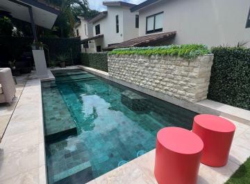 Casa · 286m² · 4 Recámaras · 4 Estacionamientos · Venta de Casa en Panamá Pacifico - PH Nativa