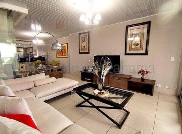Apartamento de 2 habitaciones, Panamá · Venta de Apartamento en Av Balboa
