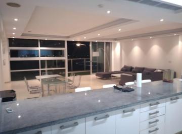 Apartamento · 268m² · 3 Recámaras · 2 Estacionamientos · Apartamento en Alquiler en PH Waters On The Bay, Av Balboa