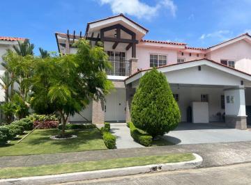 Casa de 3 habitaciones, Panamá · Se Vende Casa en Quintas de Versalles
