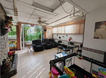 Casa de 3 habitaciones, Panamá · Venta de Casa en Condado del Rey
