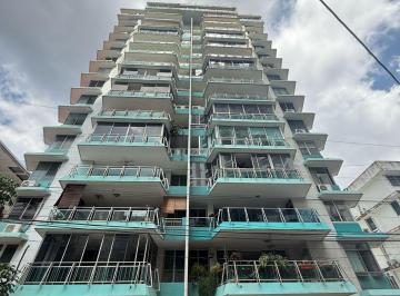 Apartamento de 3 habitaciones, Panamá · Venta de Apartamento en PH Crystal – en El Cangrejo.