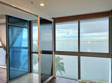 Apartamento · 123m² · 2 Recámaras · 2 Estacionamientos · Se Vende Grand Tower m. L. Frente Al Mar - Punta Pacifica - Oportunidad
