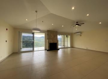 Apartamento · 254m² · 3 Recámaras · 2 Estacionamientos · Venta de Apartamento en Alto Boquete, Boquete