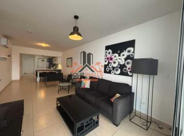 Apartamento de 2 habitaciones, Panamá · Venta de Apartamento en Av Balboa