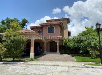 Casa de 5 habitaciones, Panamá · Casa Duplex en Alquiler Ubicada en Costa Sur