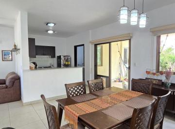 Casa · 194m² · 3 Recámaras · 2 Estacionamientos · Venta de Cómoda Casa en Woodlands, Panamá Pacifico