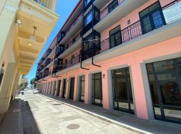 Local comercial , Panamá · Locales Comerciales en Esquina en Santa Ana en Venta o Alquiler 561.98 m²