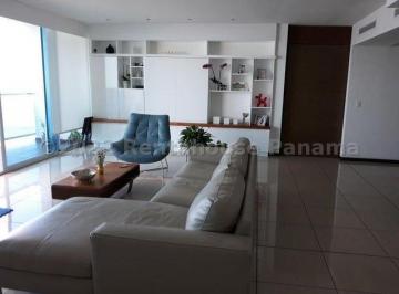 Apartamento de 3 habitaciones, Panamá · Se Vende Apartamento en Costa del Este Mr 25 - 5831