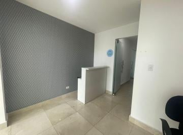 Oficina comercial , Panamá · Av Balboa – Frente Al Mar: Oficina Alquilada, con Piso de Marmol
