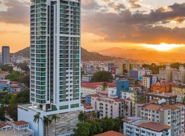 Apartamento de 3 habitaciones, Panamá · Venta de Apartamento en Bella Vista, PH Altamira Residences, 107 m²