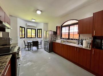 Apartamento de 4 habitaciones, Panamá · Casa en Costa Sur / El Doral - en Venta