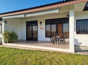 Casa · 156m² · 3 Recámaras · 2 Estacionamientos · Se Vende Casa en El Higo de San Carlos