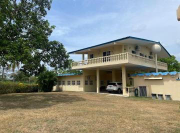 Casa · 459m² · 3 Recámaras · 2 Estacionamientos · Venta de Casa en San Carlos, Río Mar