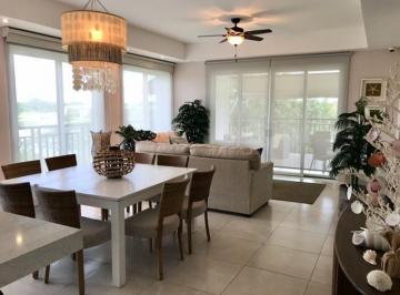 Apartamento · 188m² · 3 Recámaras · 2 Estacionamientos · Venta de Apartamento en Buenaventura