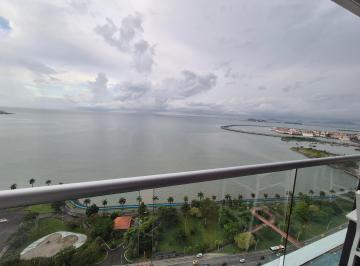Apartamento de 2 habitaciones, Panamá · Apartamento Amueblado en Av Balboa Frente Al Mar