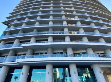Apartamento de 2 habitaciones, Panamá · Yacht Club Piso Alto Amoblado