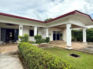 Casa · 1092m² · 3 Recámaras · 2 Estacionamientos · Venta de Casa en Villa Anayansi - David