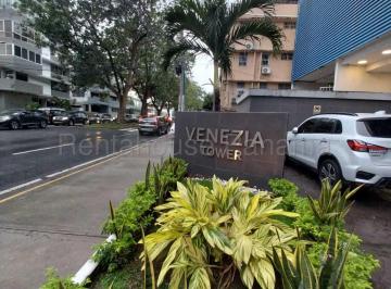 Apartamento de 1 habitación, Panamá · ¡Oportunidad Única en El Corazón de El Carmen!