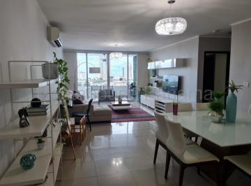 Apartamento de 2 habitaciones, Panamá · Venta de Apartamento en PH The Regent, 145 m²