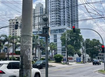 Local comercial · 232m² · 2 Estacionamientos · Alquiler de Local Comercial Vía España - Panamá