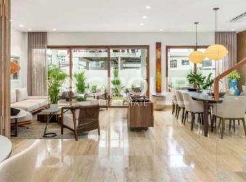 Casa · 399m² · 3 Recámaras · 2 Estacionamientos · Santa Maria - The Woods - Se Vende Duplex de Lujo