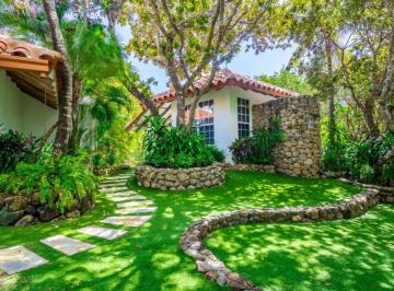 Casa de 5 habitaciones, Chame · Casa en Punta Barco Resort con Vistas Al Mar en Venta