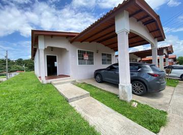 Casa · 142m² · 3 Recámaras · 2 Estacionamientos · Casa en Venta en Brisas del Golf, Arraiján (Jl)