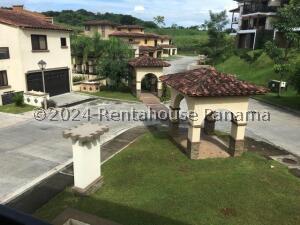 Casa de 4 habitaciones, Panamá · Casa en Venta en Clayton Jack