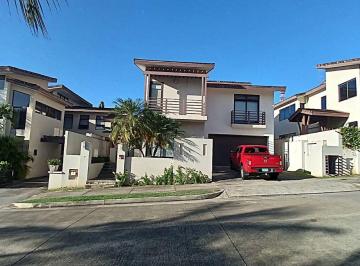 Casa de 3 habitaciones, Arraiján · Venta Casa PH Nativa, Panamá Pacífico por Inversión