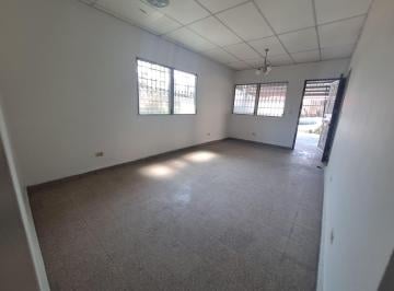 Casa · 200m² · 2 Recámaras · 1 Estacionamientos · Venta de Casa en San Cristobal