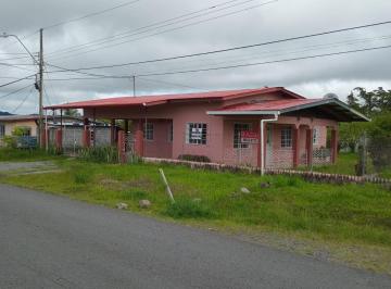 Casa de 3 habitaciones, Volcan · Tierras Altas Volcán Chiriquí Casa en Alquiler