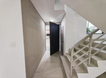 Casa · 147m² · 4 Recámaras · 2 Estacionamientos · En Venta Casa Dúplex Remodelada en Urb Cerrada San Francisco