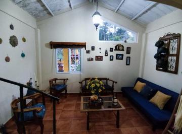 Casa · 265m² · 2 Recámaras · 4 Estacionamientos · Venta de Casa en Cerro Azul