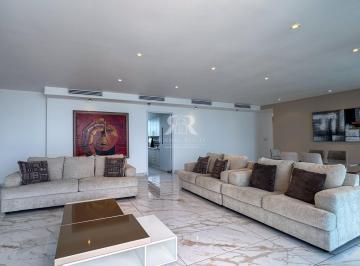 Apartamento · 318m² · 3 Recámaras · 3 Estacionamientos · Apartamento Remodelado en Punta Pacifica PH Aqualina