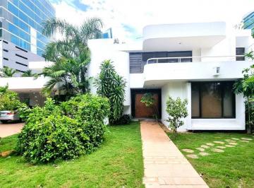 Casa · 650m² · 3 Recámaras · 3 Estacionamientos · Casa en Obarrio (Id 13211)