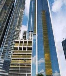 Oficina comercial · 225m² · 3 Estacionamientos · Oficina en La Torre Bicsa, Av Balboa (Id 13045)
