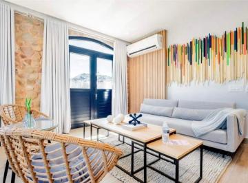 Apartamento · 94m² · 1 Recámara · 1 Estacionamientos · Venta de Apartamento en PH La Cuadra Casco Viejo