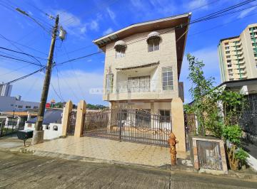 Casa de 6 habitaciones, Panamá · Venta de Casa Unifamiliar en Las Mercedes - El Dorado. Haga Una Oferta