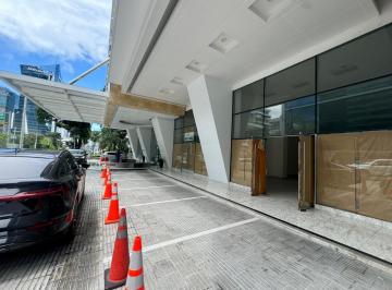 Local comercial · 300m² · 1 Recámara · 3 Estacionamientos · Alquiler de Local en El Edificio F&f Tower - El Tornillo | Calle 50