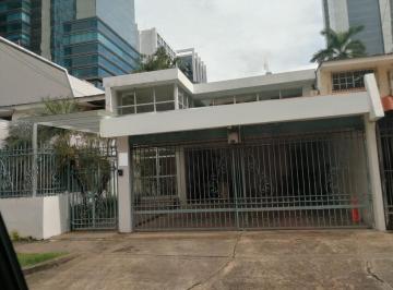 Casa · 400m² · 8 Estacionamientos · Casa Comercial en Alquiler en Obarrio (Id 12327)