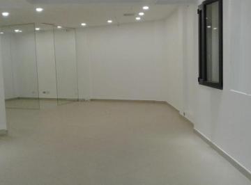 Local comercial · 260m² · 6 Estacionamientos · Local Comercial en La Calle 50 (Id 12255)
