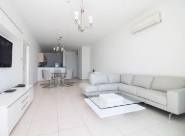 Apartamento · 105m² · 1 Recámara · 1 Estacionamientos · Vista del Mar en Av Balboa (Id 11016)