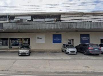 Local comercial · 2337m² · 25 Estacionamientos · Local con Depósito 2337 m² Av Santa Elena Parque Lefevre Jp