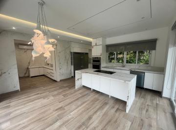 Casa de 4 habitaciones, Panamá · Se Vende o Se Alquila Mansión en Altos del Golf