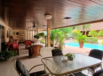 Casa · 715m² · 6 Recámaras · 3 Estacionamientos · Venta de Casa en San Francisco.