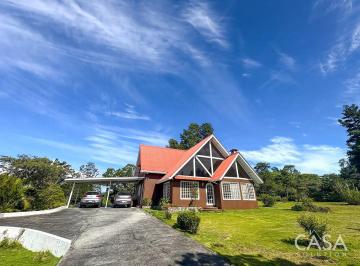 Casa de 3 habitaciones, Boquete · Casa de 3 Dorm. en Lote Espacioso en Alto Dorado, Boquete