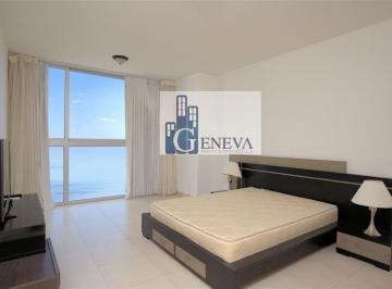 Apartamento · 274m² · 3 Recámaras · 2 Estacionamientos · Waters On The Bay en Av Balboa (Id 10703)